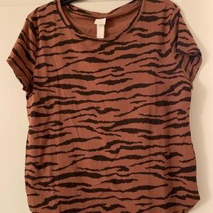 Tiger print basic t-shirt